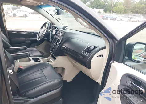 2016 Chrysler Town & Country Touring from USA, damaged, VIN 2C4RC1BG7GR185579